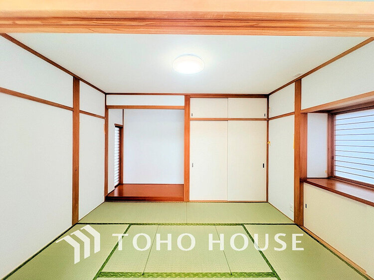 内装 客間はもちろん、個人のスペースにも使える和室
