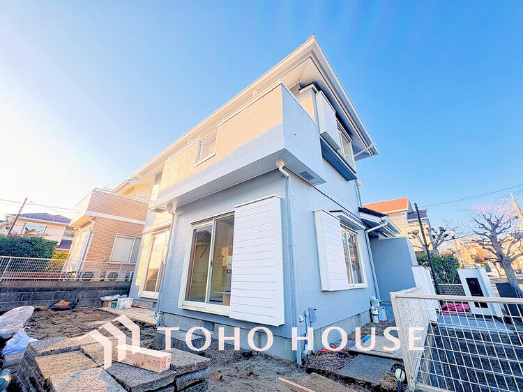 外観 〜敷地面積約196平米の広々庭付き3LDK住戸〜新規リノベーションにより綺麗な室内〜