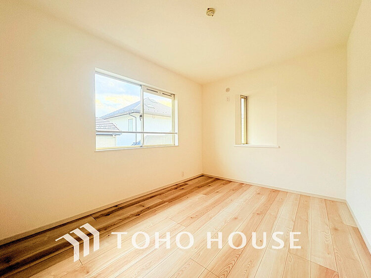 内装 家具の配置のし易い室内です。趣味の部屋としても充分な広さです