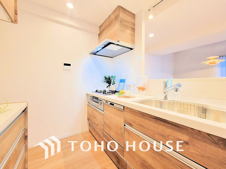 キッチン シンプルな部屋の雰囲気に溶け合うナチュラルキッチン