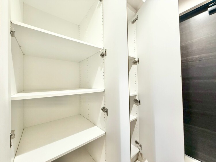 その他 収納スペースが付いていて、お部屋を広く使っていただけます。