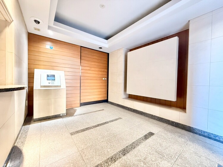 その他 館内は静寂な中が保たれており、管理が行き届いている印象を受けました。