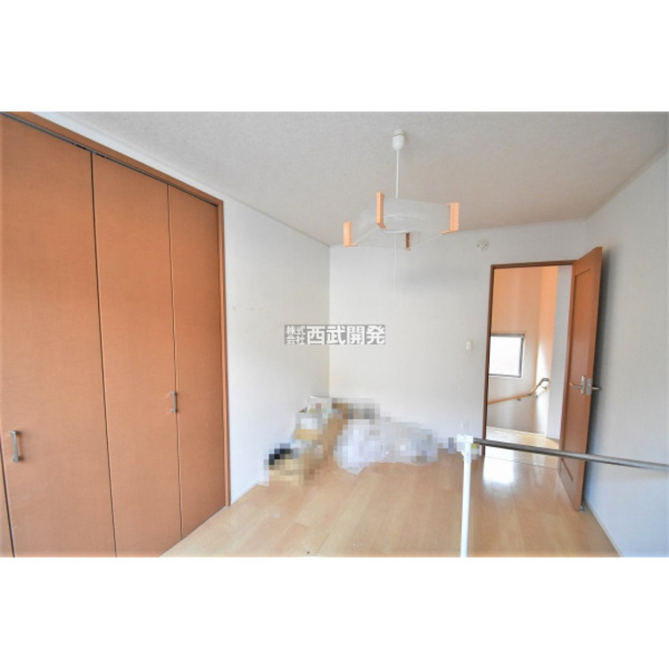 内装 洋室6.7帖・一人ひとりの大切なプライベート空間。ゆとりある広さで、一人の時間をゆったりと過ごせる安らぐお部屋になるはずです。