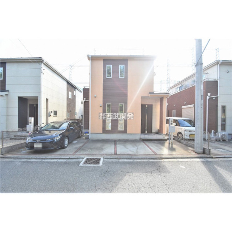 外観 2019年9月屋根・外壁塗装済・2色使用したスタイリッシュな外観!