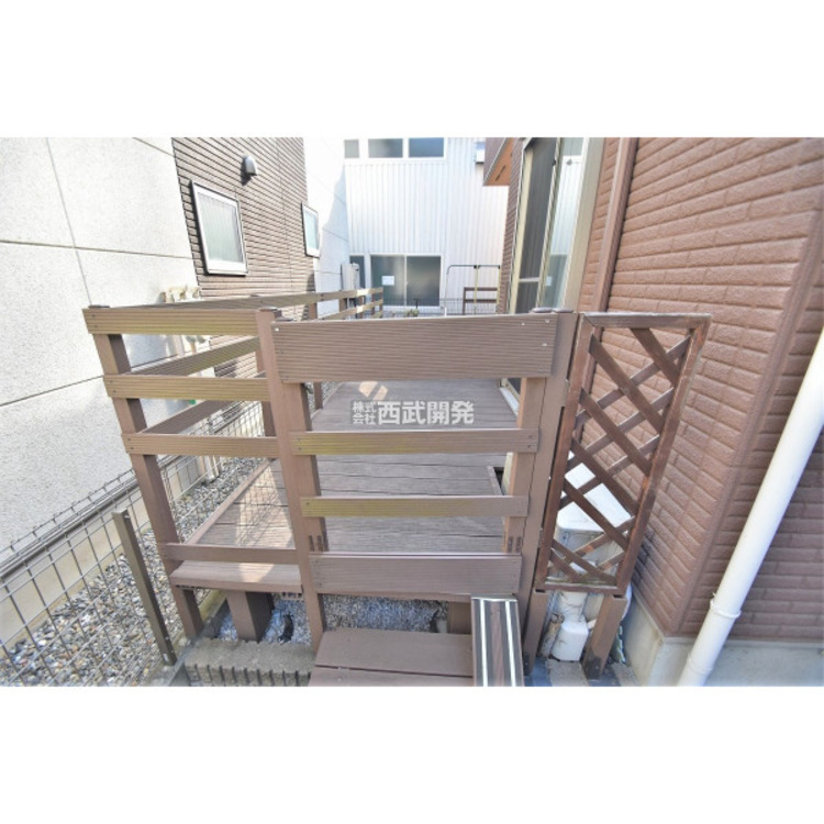 その他 ウッドデッキついてます。