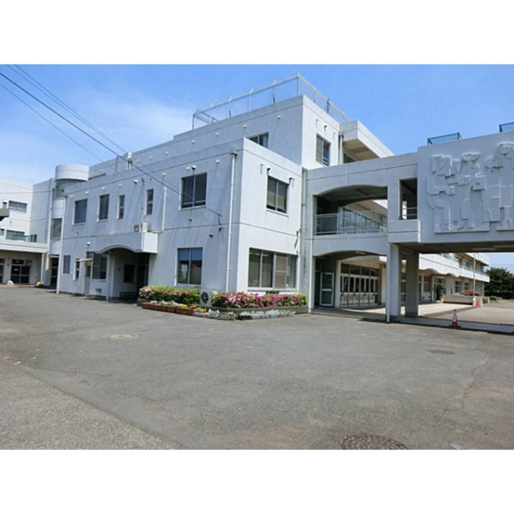 周辺 第十小学校(約360m)