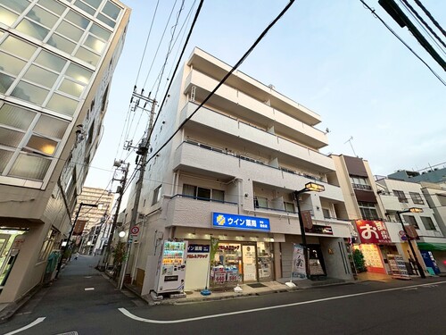 初台富士ハイライズの物件画像