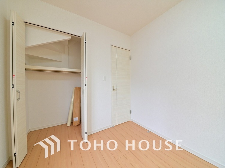 収納 居室　収納