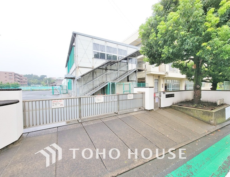 周辺 横浜市立上矢部小学校　距離1400ｍ