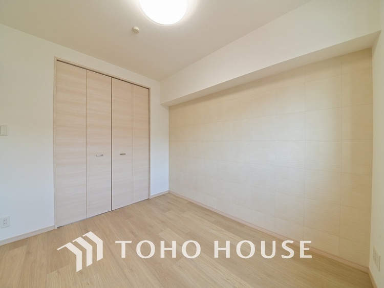 内装 1日の疲れを癒し、心地よく寛げるようゆったりとした広さをしています