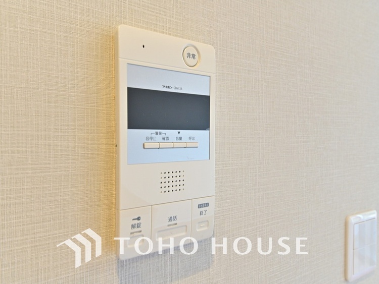その他 来客が一目でわかるモニター付きインターホン