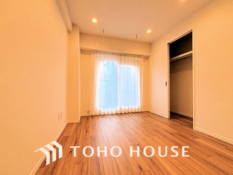 内装 1日の疲れを癒し、心地よく寛げるようゆったりとした広さをしています