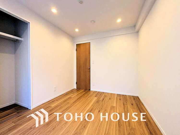 内装 シンプルですっきりとした室内は飽きのこない居心地の良い雰囲気です