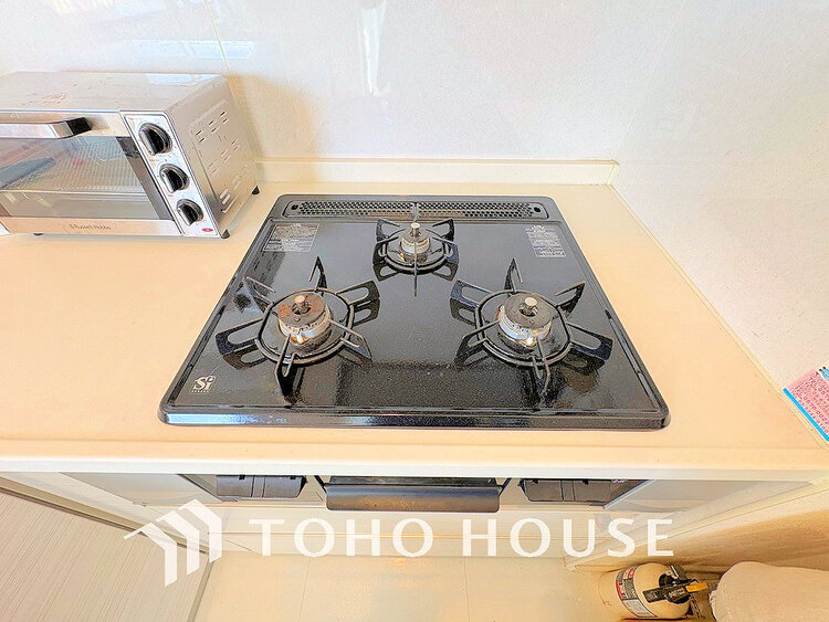 その他 3口ガスコンロでお料理のスピードもUP。効率よくお料理できますね