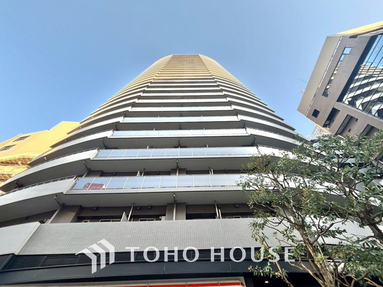 外観 手元の収納から、足元の収納までが全てスライド式で、奥のスペースまで有効に活用できます。奥まで上から見渡せるので、たまにしか使わない調理器具もサッと取出せます。