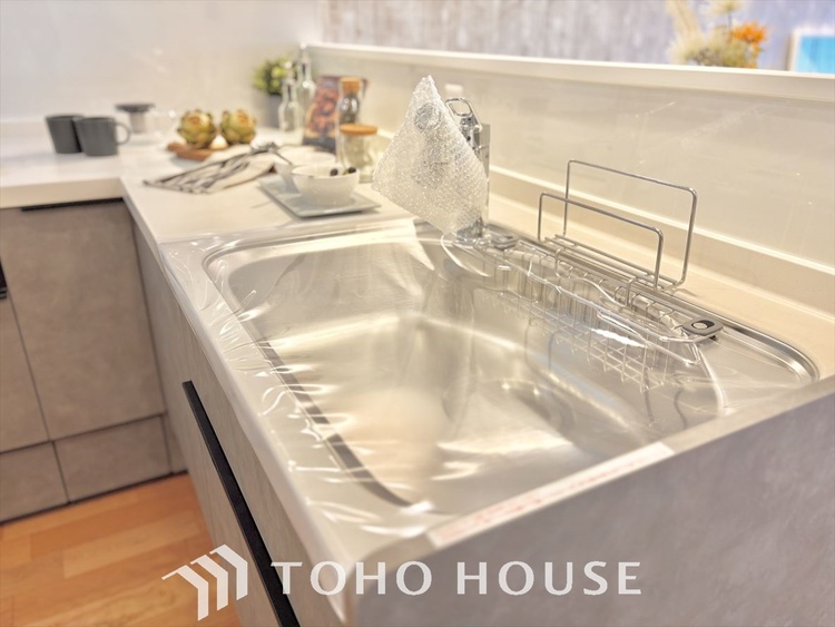 キッチン 家族の笑い声が響く、明るいキッチン。楽しい料理の時間が、思い出を作ります。