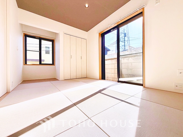 内装 趣味や仕事にも使える、柔軟な洋室スペース。ライフスタイルに合わせて活用できます。