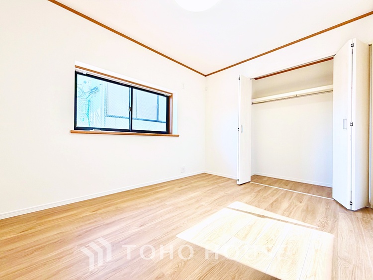 収納 収納力抜群のスペースで、家族の荷物をしっかり整理し、暮らしを快適に保てます。