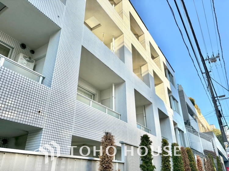 外観 【APPEARANCE】◆住む喜び、楽しさ、感動◆を君と共有したい。いつまでもずっと家族を見渡せるこの広い空間で。