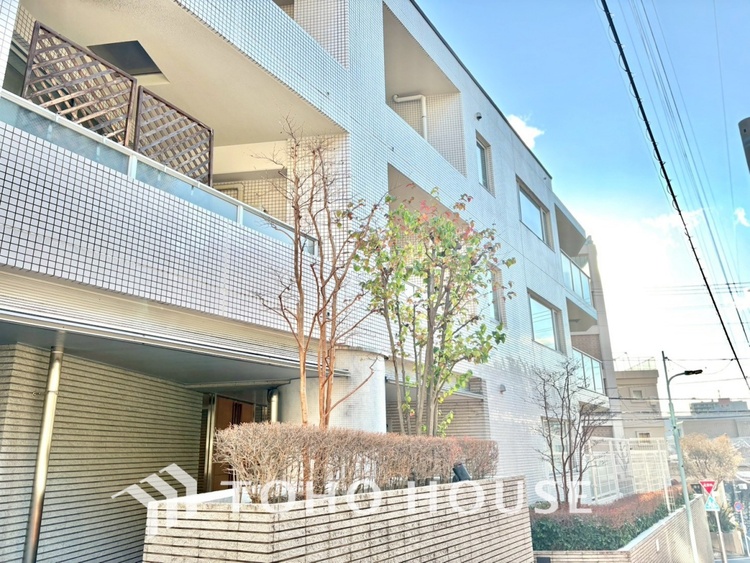 その他 【ENTRANCE】◆そびえ立つ◆我が家のシンボル。遠くの空が赤く染まる夕べが待ち遠しい。