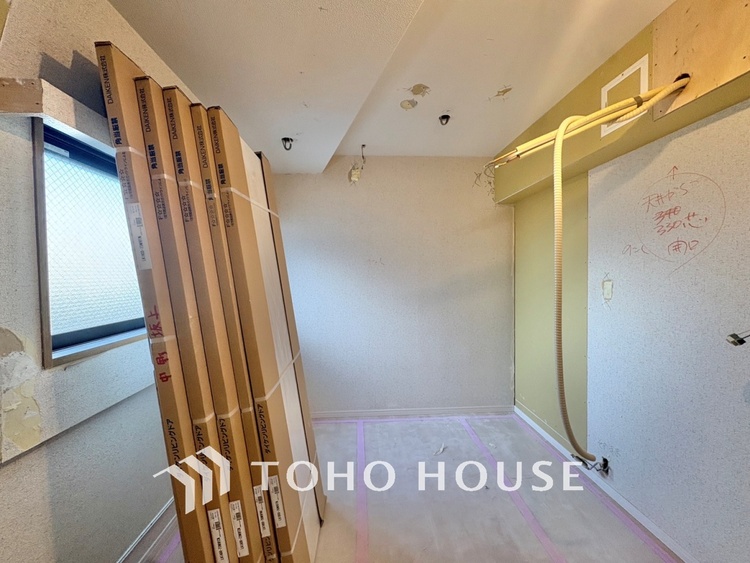 内装 現在改装中◆属毛離裏◆子は父を手本とし、母に愛育されて成長する。家族の深い繋がり。いつまでも大切にしたい。