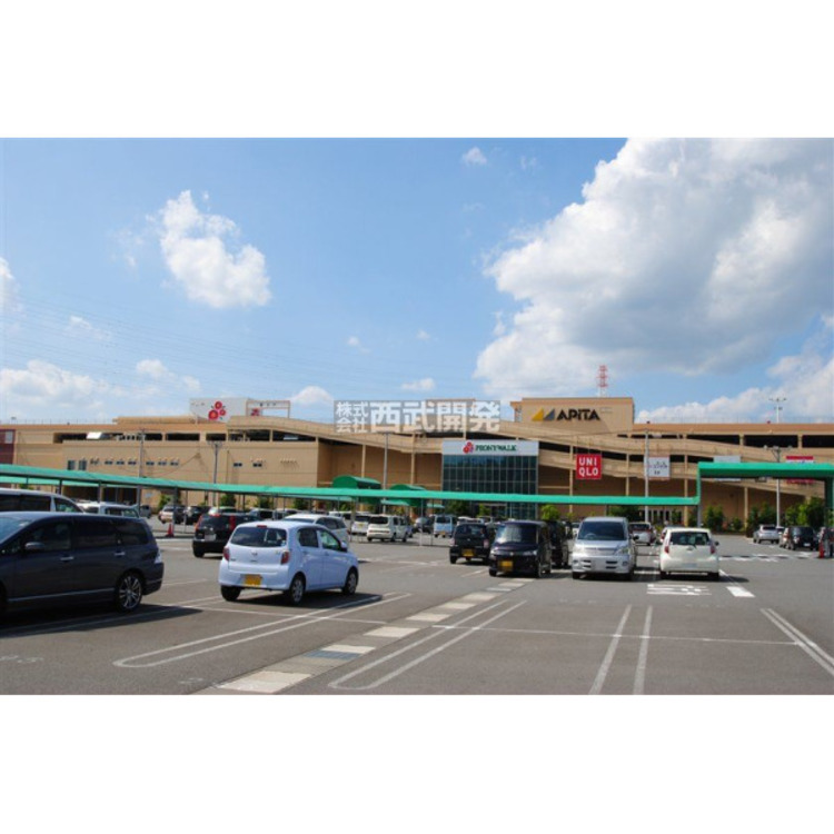 周辺 ピオニウォーク(約300m)