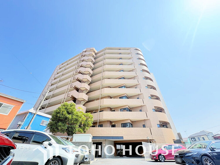 外観 〜南向き、角部屋のため陽当たり良好〜たいせつなペットと暮らせます〜