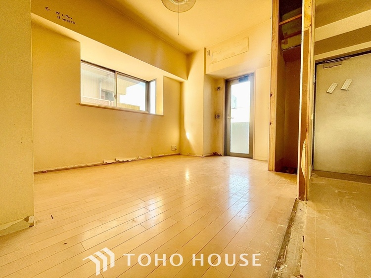 内装 【改装中】風の通り道。舞い込んでくる風が優しく躍り、室内に爽やかな空気を運んでくる。