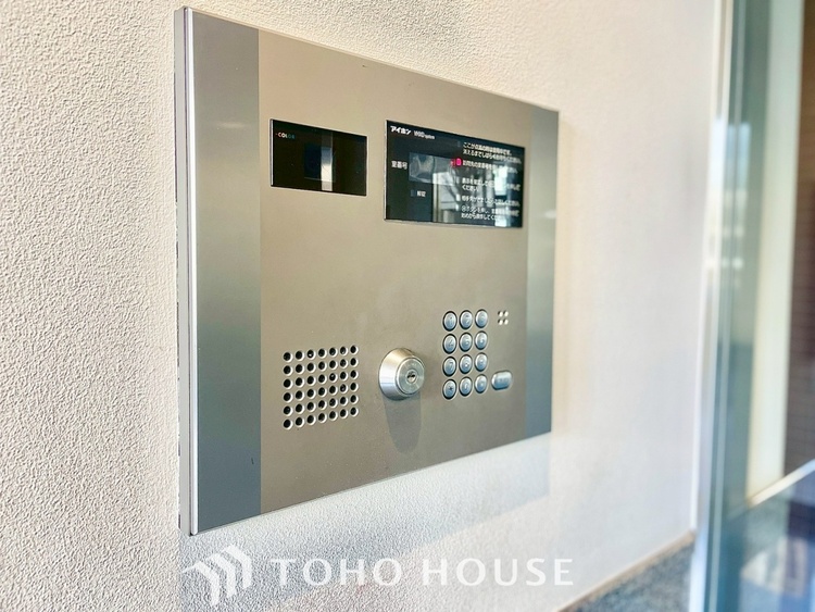 その他 ◆オートロック◆自室の鍵だけではなく、建物内に共用玄関のドアがあり、施錠されているという点がポイント。正しく施錠されていれば居住者以外の侵入を拒むことができます。