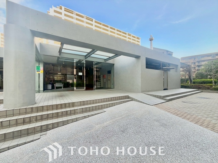 外観 爽やかな採光がもたらす至福の時、しじまが流れる時間、鮮やかに移ろう街の情景、高く紺碧のと悠久を感じるネイチャー、この街ならではの美しい情景から新しい物語が始まります。