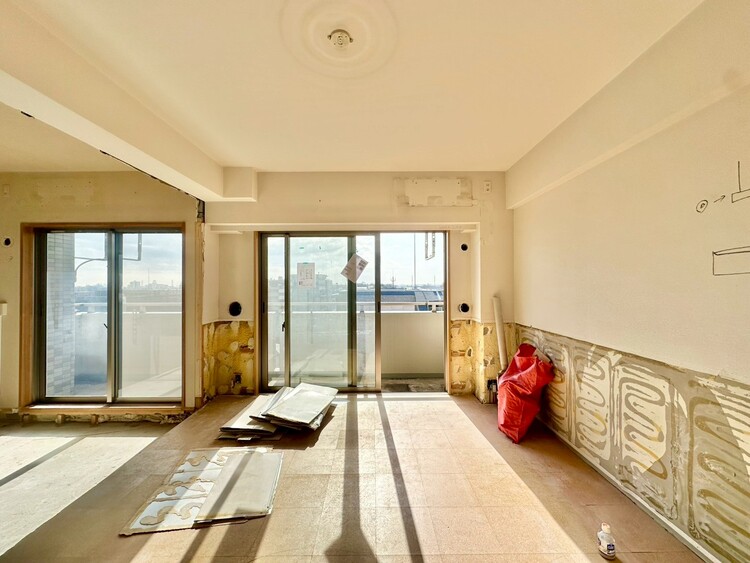 居間 伸びやかな空間のなかで、ゆったりとしたひとときを過ごせます。