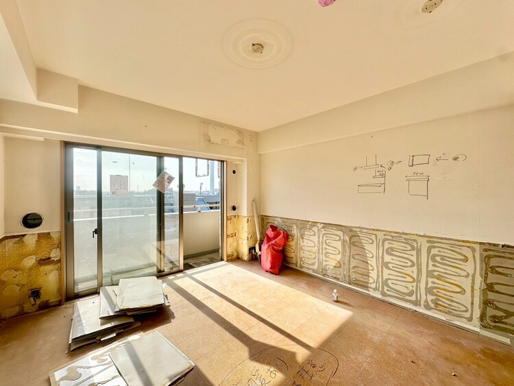 居間 シンプルな内装と偏り過ぎないデザインで統一しました。