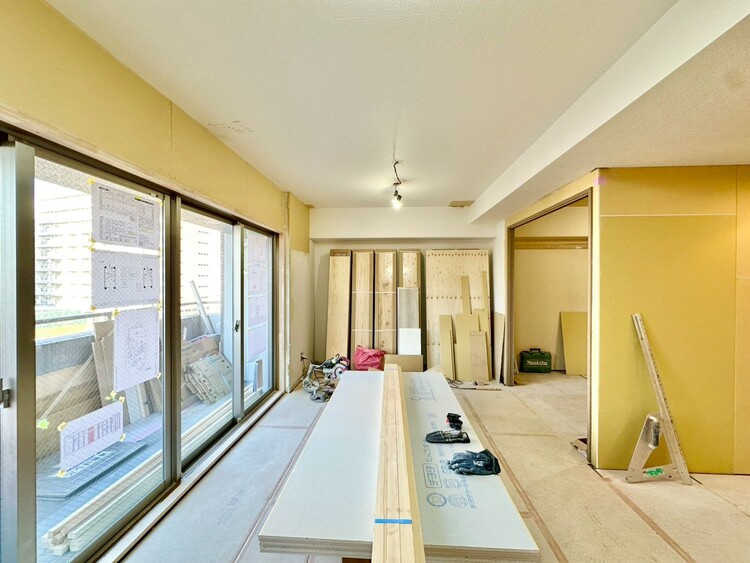 居間 シンプルな内装と偏り過ぎないデザインで統一しました。