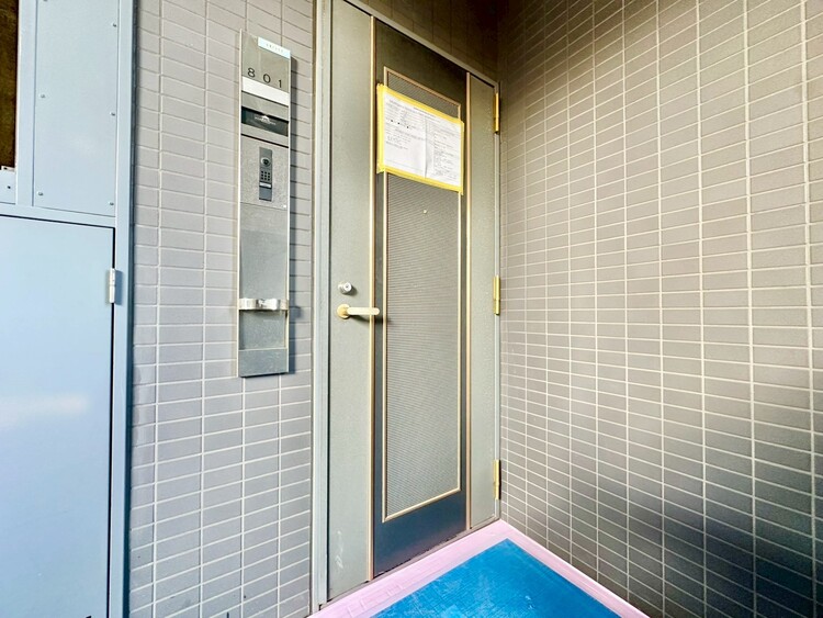 玄関 清潔感のある落ち着いた雰囲気の玄関です。