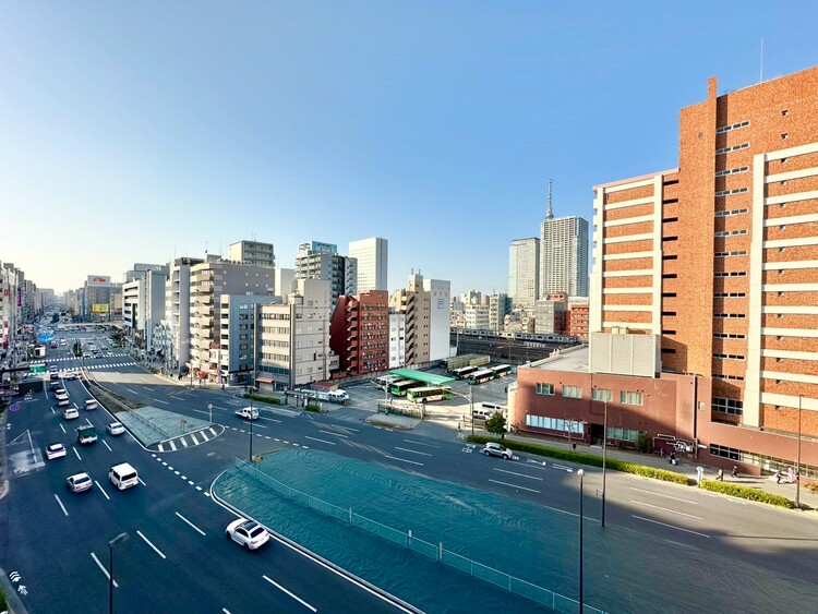 バルコニー 陽当たり・通風・開放感に恵まれた環境です。