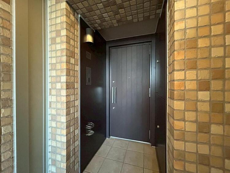 その他 清潔感のある落ち着いた雰囲気の玄関です。