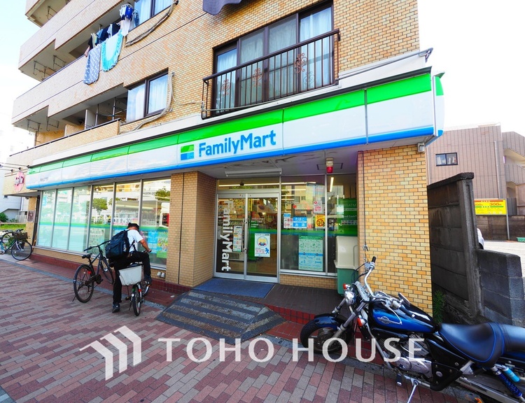 周辺 ファミリーマート 萩中三丁目店　距離1000m