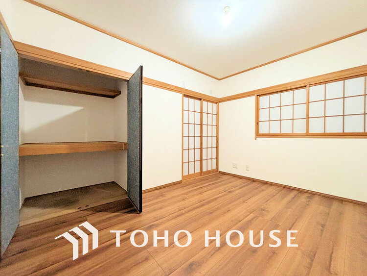 内装 客間はもちろん、個人のスペースにも使える和室