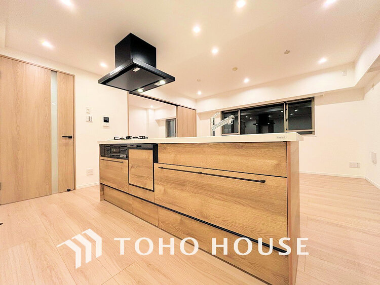 キッチン シンプルな部屋の雰囲気に溶け合うナチュラルキッチン