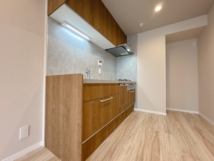 キッチン スマートな意匠と充実の機能を備えたキッチンが、暮らしにおいしい彩りを添えます。