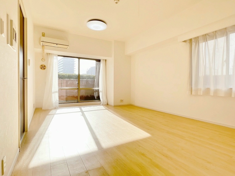 居間 過ごす時間が、たくさんの思い出として紡がれていく場所。