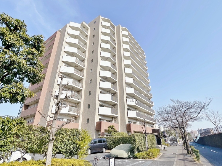 外観 資料には掲載していない情報が、現地にはたくさんあります。是非一度、現地をご確認ください。