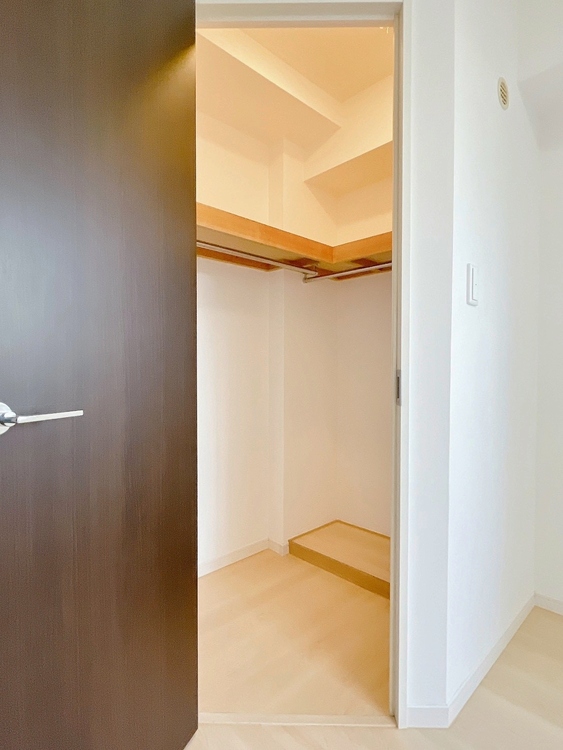 収納 居室にはクローゼットがあり、荷物もスッキリ収納して快適にお過ごしいただけます。