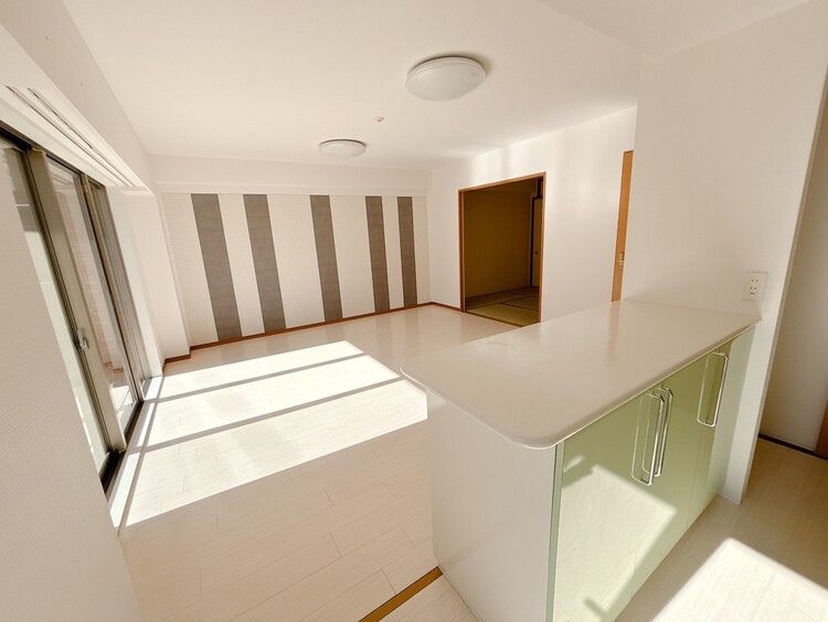 居間 過ごす時間が、たくさんの思い出として紡がれていく場所。