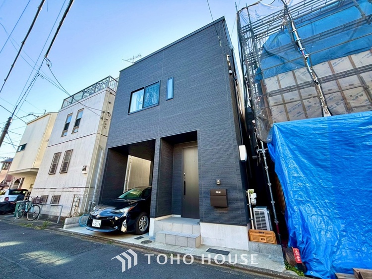 外観 【スペシャルシーン】デイリーシーンからスペシャルシーンまで様々なシーンで使用出来る、フレキシブルで飽きのこないこの空間。僕の頭の中では大好きなソファとダイニングテーブルと家族の笑顔が広がっていた