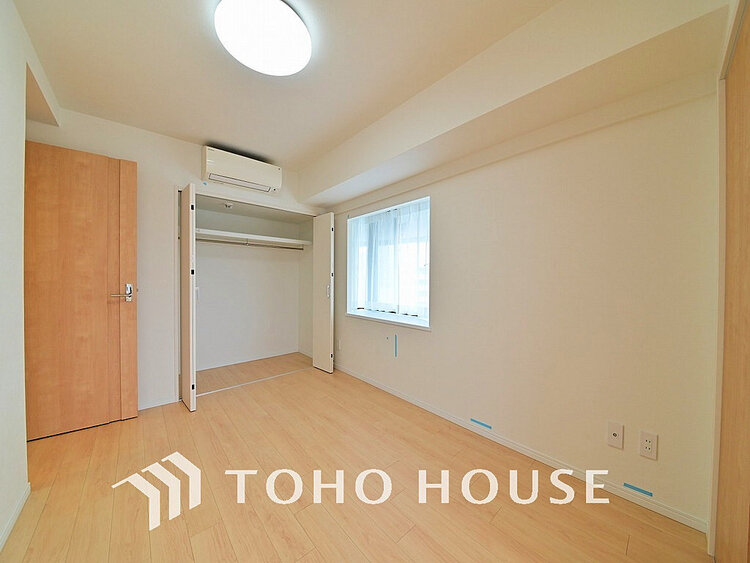 内装 1日の疲れを癒し、心地よく寛げるようゆったりとした広さをしています