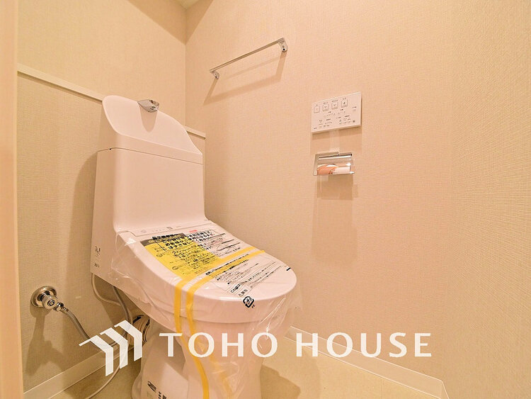 トイレ トイレには快適な温水洗浄便座付