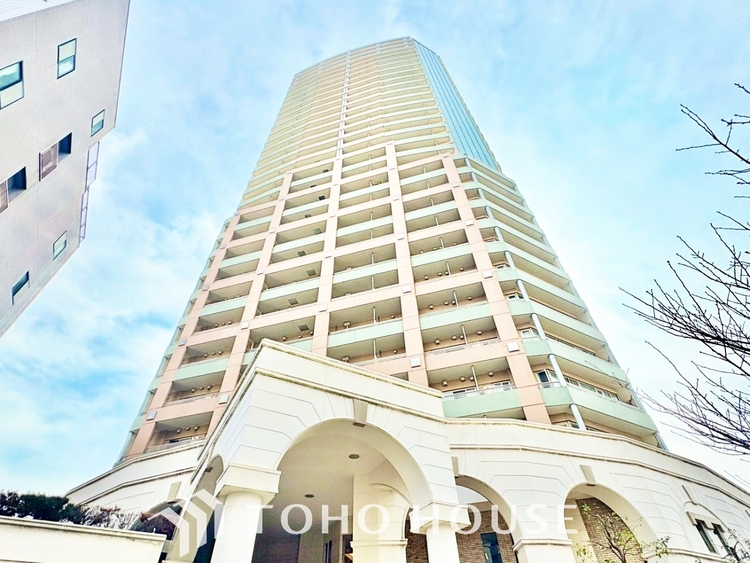 外観 ◆癒しの空間◆室内構成に拘り採光とセンスを散りばめた空間。それは『柔らかさ』に似た素敵な居場所。そこに暮らす人のことを考えつくり出したものは『癒し』という心地よい居場所なんだと思う