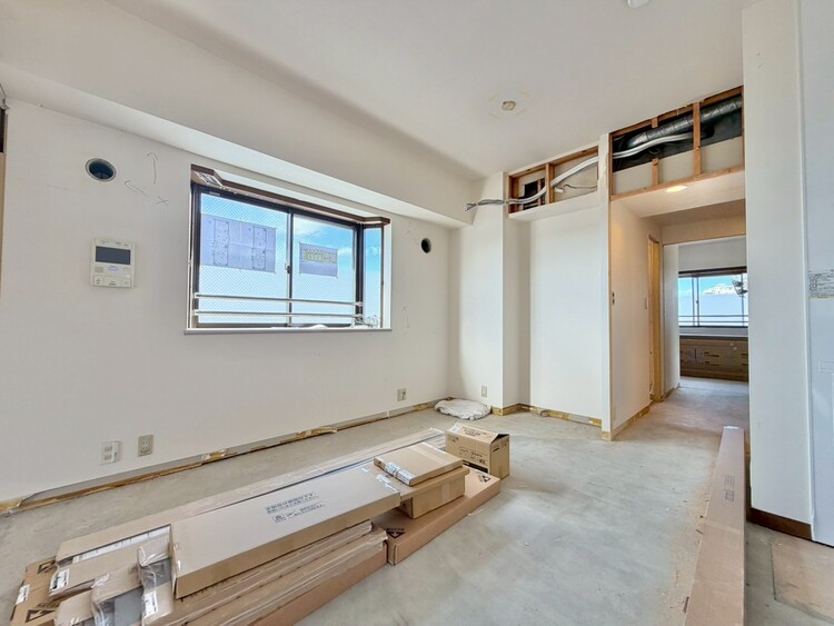 居間 シンプルな内装と偏り過ぎないデザインで統一しました。