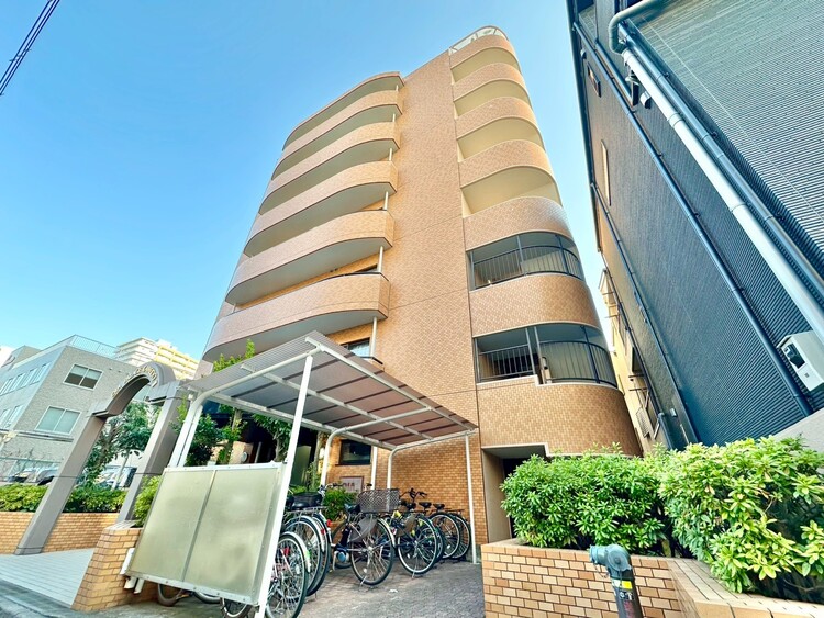 外観 飽きのこないシンプルモダンな外観です。